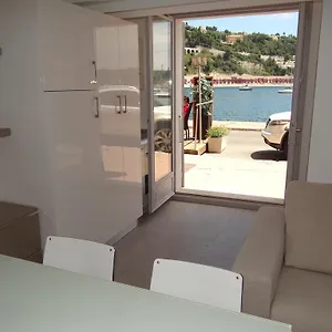 Les Pieds Dans L' Eau Nouveau Refait à Neuf Complete Renovation France