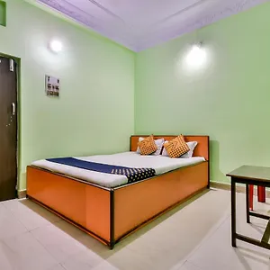 Spot On 63057 Nirmala 3* Kollam